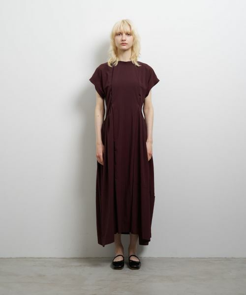 LANVIN en Bleu / ランバン オン ブルー ドレス | ナイロンタスランギャザーワンピース | 詳細1