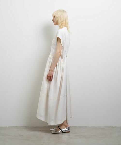 LANVIN en Bleu / ランバン オン ブルー ドレス | ナイロンタスランギャザーワンピース | 詳細10