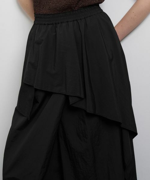 LANVIN en Bleu / ランバン オン ブルー その他パンツ | 撥水速乾ナイロンラッフルパンツ | 詳細21