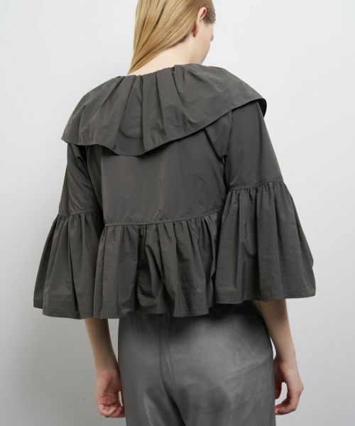 LANVIN en Bleu / ランバン オン ブルー シャツ・ブラウス | 撥水速乾ナイロンラッフルブラウス | 詳細19