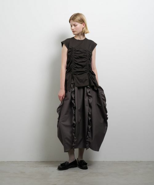 LANVIN en Bleu / ランバン オン ブルー Tシャツ | ドロストギャザーノースリーブカットソー | 詳細1