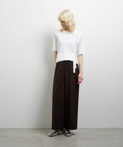 LANVIN en Bleu / ランバン オン ブルー Tシャツ | アシンメテープフリルカットソー | 詳細1