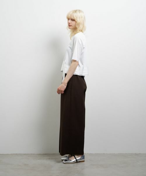 LANVIN en Bleu / ランバン オン ブルー Tシャツ | アシンメテープフリルカットソー | 詳細2