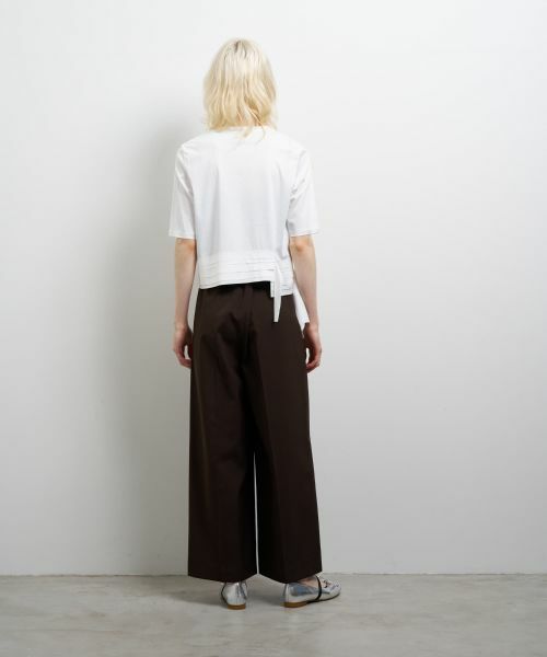 LANVIN en Bleu / ランバン オン ブルー Tシャツ | アシンメテープフリルカットソー | 詳細3