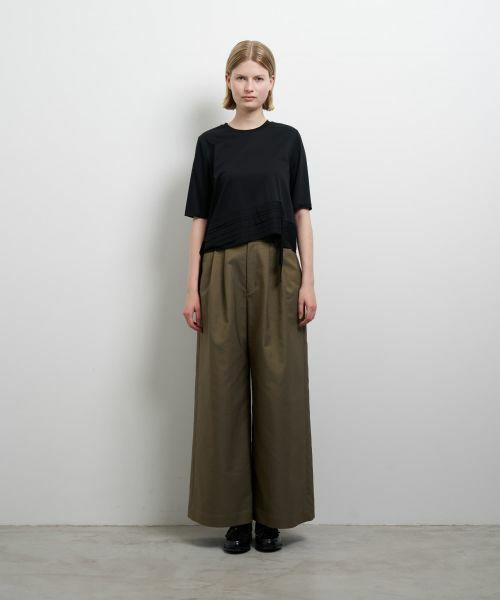 LANVIN en Bleu / ランバン オン ブルー Tシャツ | アシンメテープフリルカットソー | 詳細7