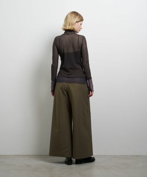 LANVIN en Bleu / ランバン オン ブルー Tシャツ | カラーポイントチュールタートル | 詳細2