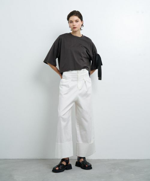 LANVIN en Bleu / ランバン オン ブルー Tシャツ | クロップドリボンTシャツ | 詳細13