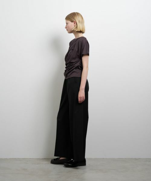 LANVIN en Bleu / ランバン オン ブルー Tシャツ | タックドレープカットソー | 詳細2