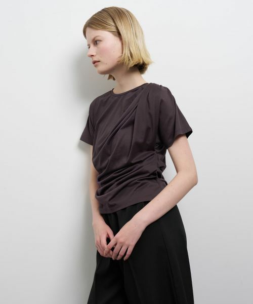 LANVIN en Bleu / ランバン オン ブルー Tシャツ | タックドレープカットソー | 詳細4