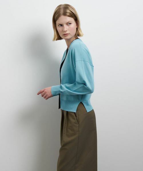 LANVIN en Bleu / ランバン オン ブルー カーディガン・ボレロ | カラーポイントVネックカーディガン | 詳細5