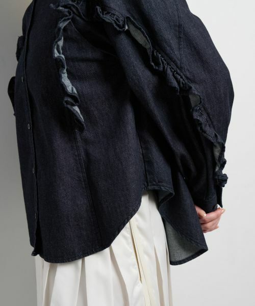 LANVIN en Bleu / ランバン オン ブルー シャツ・ブラウス | ポリエステルウール／デニムフリルブラウス | 詳細14