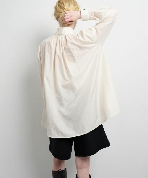 LANVIN en Bleu / ランバン オン ブルー シャツ・ブラウス | スタンドカラータックブラウス | 詳細8