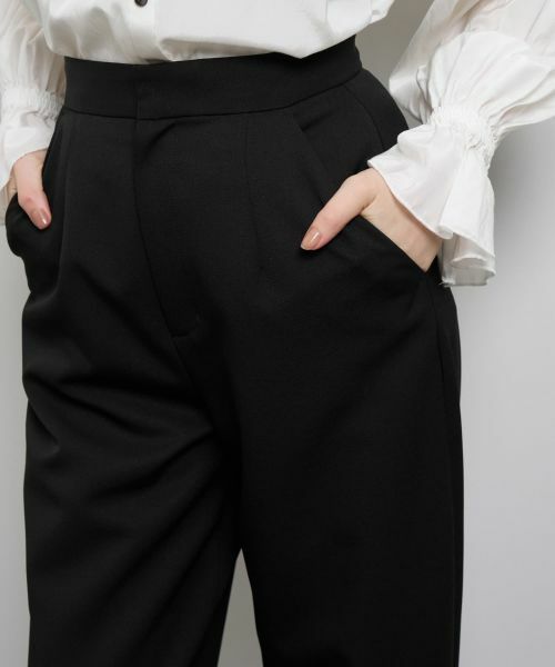 LANVIN en Bleu / ランバン オン ブルー その他パンツ | ポリエステルコクーンテーパードパンツ | 詳細16