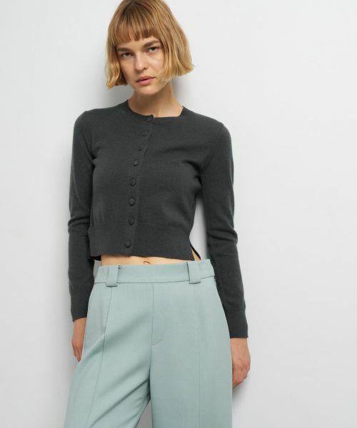 LANVIN en Bleu / ランバン オン ブルー カーディガン・ボレロ | ピュアカシミヤメニーボタンカーディガン | 詳細4