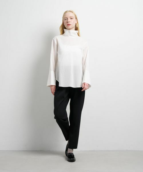 LANVIN en Bleu / ランバン オン ブルー シャツ・ブラウス | スタンドカラープルオーバーブラウス | 詳細1