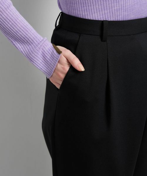 LANVIN en Bleu / ランバン オン ブルー その他パンツ | フロントタックテーパードパンツ | 詳細15