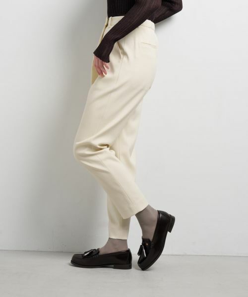 LANVIN en Bleu / ランバン オン ブルー その他パンツ | フロントタックテーパードパンツ | 詳細5