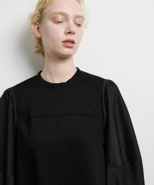 LANVIN en Bleu / ランバン オン ブルー Tシャツ | ボリュームスリーブコンビブラウス | 詳細15