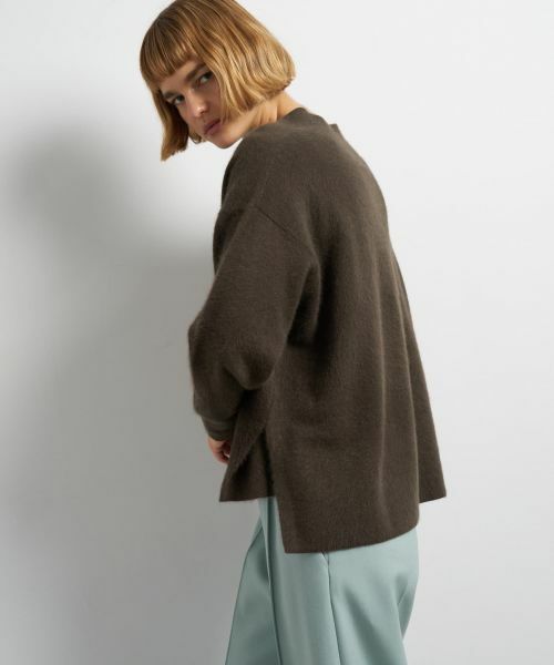 LANVIN en Bleu / ランバン オン ブルー ニット・セーター | ラクーンVネックニット | 詳細13