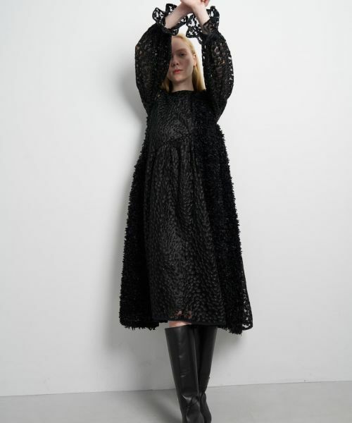 LANVIN en Bleu / ランバン オン ブルー ドレス | ミニフラワーレースワンピース | 詳細4