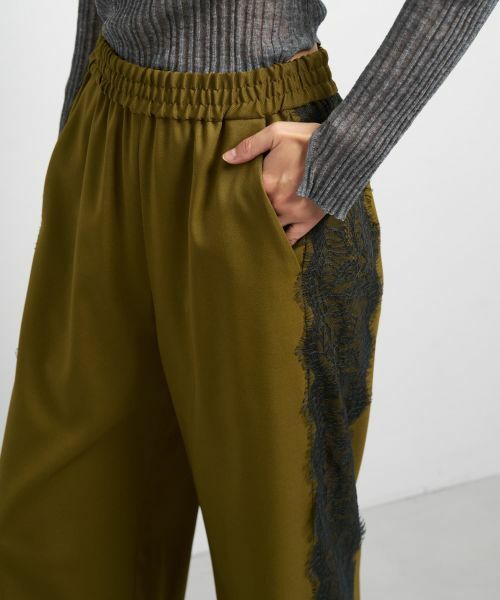 LANVIN en Bleu / ランバン オン ブルー その他パンツ | サイドレースウールゴムパンツ | 詳細15