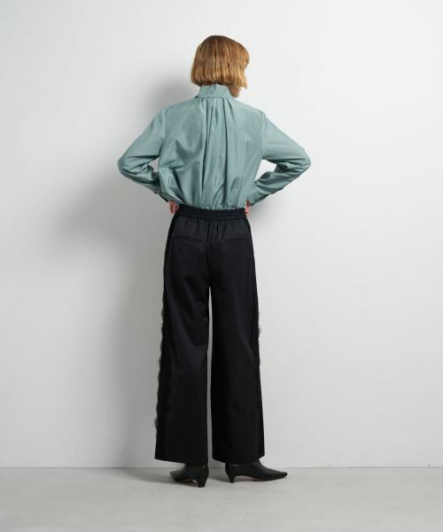 LANVIN en Bleu / ランバン オン ブルー その他パンツ | サイドレースウールゴムパンツ | 詳細3