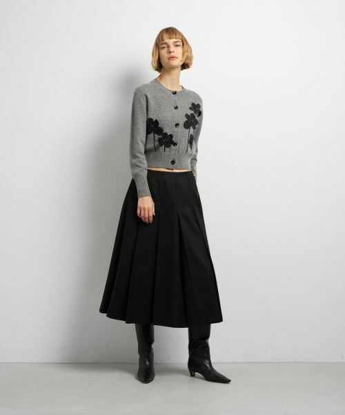 LANVIN en Bleu / ランバン オン ブルー カーディガン・ボレロ | フラワー刺繍カーディガン | 詳細1