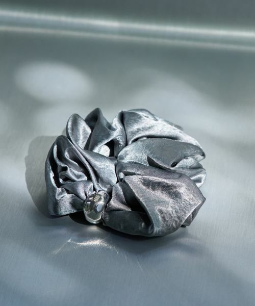 LANVIN en Bleu / ランバン オン ブルー その他小物 | メタルリングサテンシュシュ（グレー）