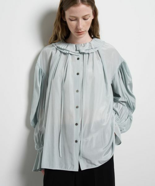 LANVIN en Bleu / ランバン オン ブルー シャツ・ブラウス | トリアセローンフリルカラーブラウス（ライトグリーン）