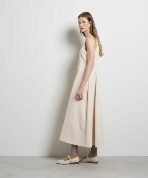 LANVIN en Bleu / ランバン オン ブルー ドレス | マットサテンフレアワンピース | 詳細2