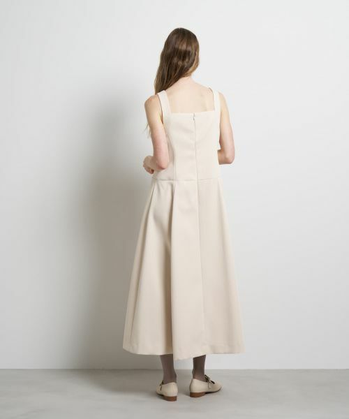 LANVIN en Bleu / ランバン オン ブルー ドレス | マットサテンフレアワンピース | 詳細3