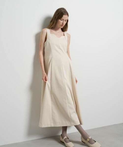 LANVIN en Bleu / ランバン オン ブルー ドレス | マットサテンフレアワンピース（オフホワイト）