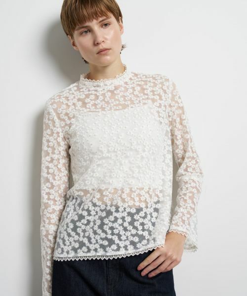 LANVIN en Bleu / ランバン オン ブルー シャツ・ブラウス | フラワーチュールブラウス（オフホワイト）