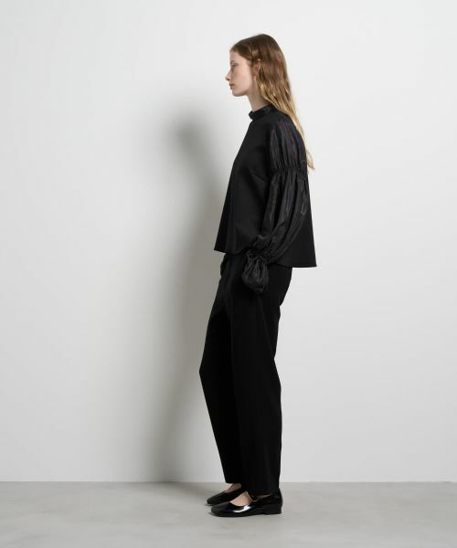 LANVIN en Bleu / ランバン オン ブルー Tシャツ | ギャザースリーブコンビカットソー | 詳細11