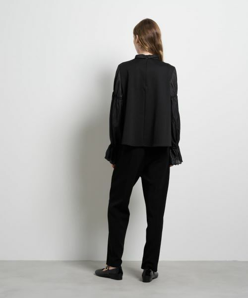 LANVIN en Bleu / ランバン オン ブルー Tシャツ | ギャザースリーブコンビカットソー | 詳細12