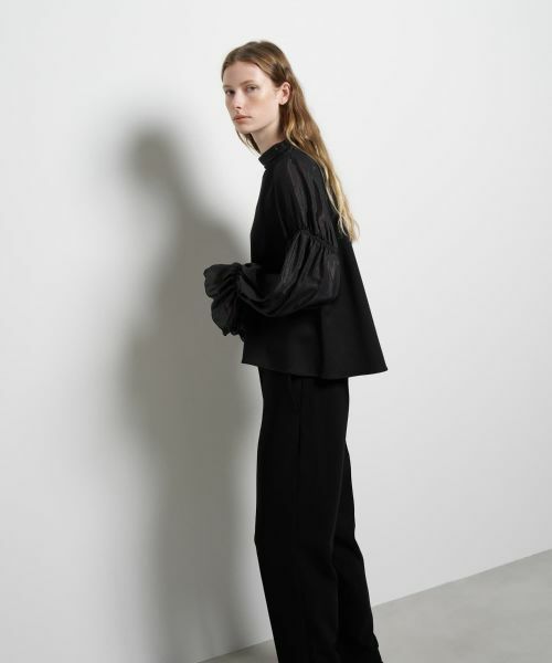 LANVIN en Bleu / ランバン オン ブルー Tシャツ | ギャザースリーブコンビカットソー | 詳細14