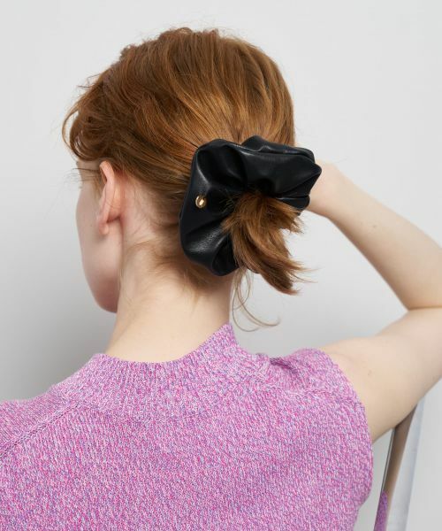 LANVIN en Bleu / ランバン オン ブルー その他小物 | フェイクレザーボリュームシュシュ | 詳細1