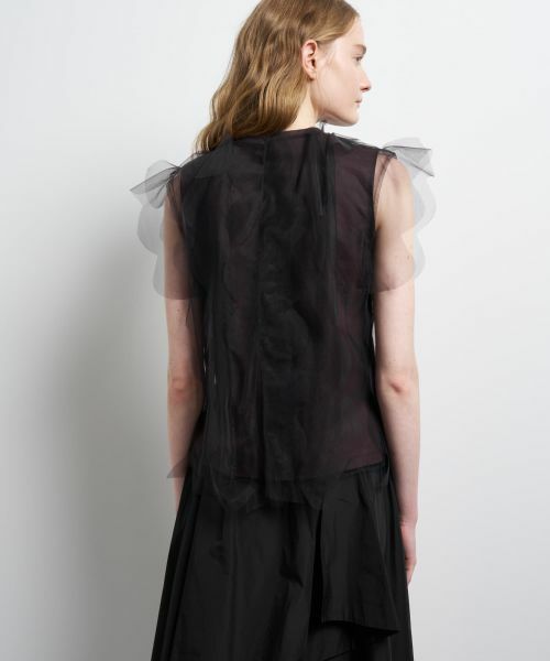 LANVIN en Bleu / ランバン オン ブルー Tシャツ | チュールレイヤードノースリーブカットソー | 詳細11