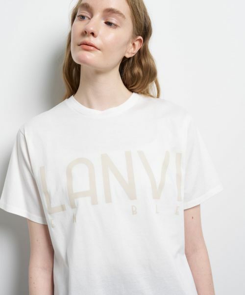 LANVIN en Bleu / ランバン オン ブルー Tシャツ | “LANVIN EN BLEU” ロゴTシャツ（オフホワイト）