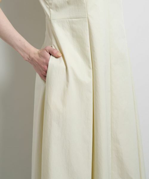 LANVIN en Bleu / ランバン オン ブルー ドレス | 撥水タフタノースリーブワンピース | 詳細7