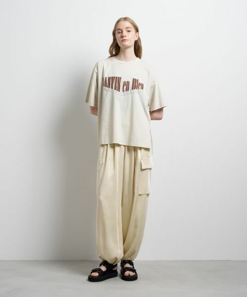 LANVIN en Bleu / ランバン オン ブルー Tシャツ | “Summer paradise”ロゴプリントTシャツ | 詳細9