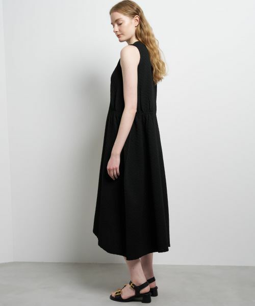 LANVIN en Bleu / ランバン オン ブルー ドレス | ジャガードニットフレアワンピース（ブラック）