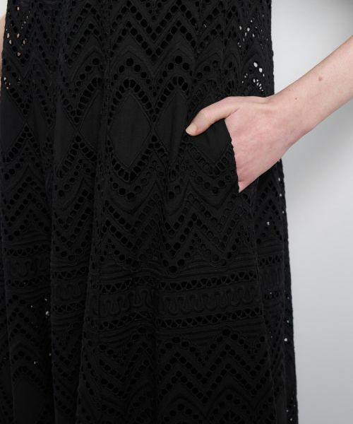 LANVIN en Bleu / ランバン オン ブルー ドレス | エンブロイダリーコットンレースワンピース | 詳細15