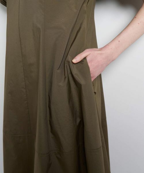 LANVIN en Bleu / ランバン オン ブルー ドレス | タイプライターパフスリーブワンピース | 詳細7