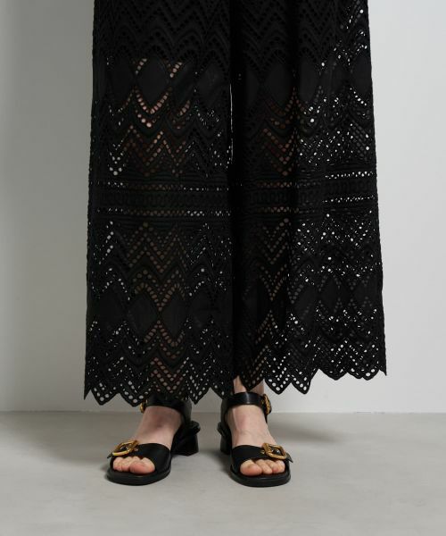 LANVIN en Bleu / ランバン オン ブルー その他パンツ | エンブロイダリーコットンレースパンツ | 詳細16