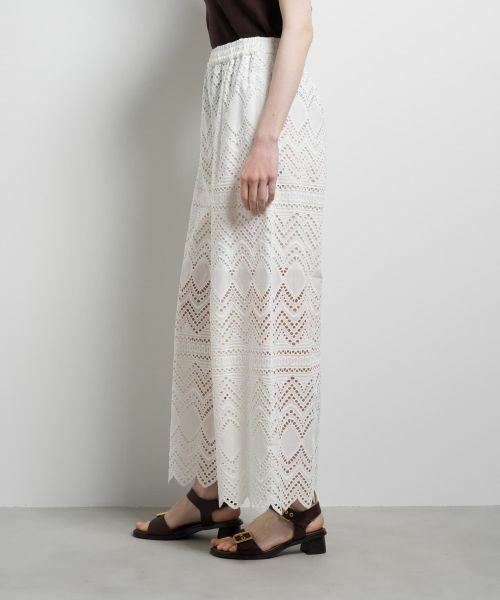 LANVIN en Bleu / ランバン オン ブルー その他パンツ | エンブロイダリーコットンレースパンツ | 詳細5