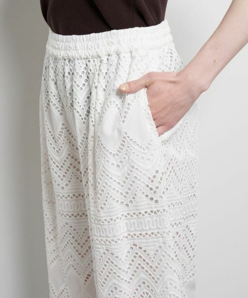 LANVIN en Bleu / ランバン オン ブルー その他パンツ | エンブロイダリーコットンレースパンツ | 詳細7