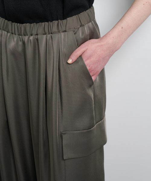 LANVIN en Bleu / ランバン オン ブルー その他パンツ | ヴィンテージサテンカーゴパンツ | 詳細17