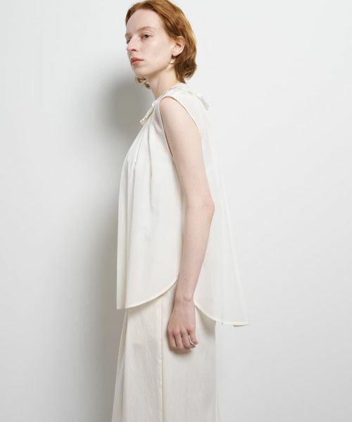 LANVIN en Bleu / ランバン オン ブルー シャツ・ブラウス | トリアセローンノースリフリルブラウス | 詳細13