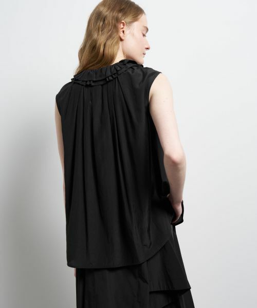 LANVIN en Bleu / ランバン オン ブルー シャツ・ブラウス | トリアセローンノースリフリルブラウス | 詳細20